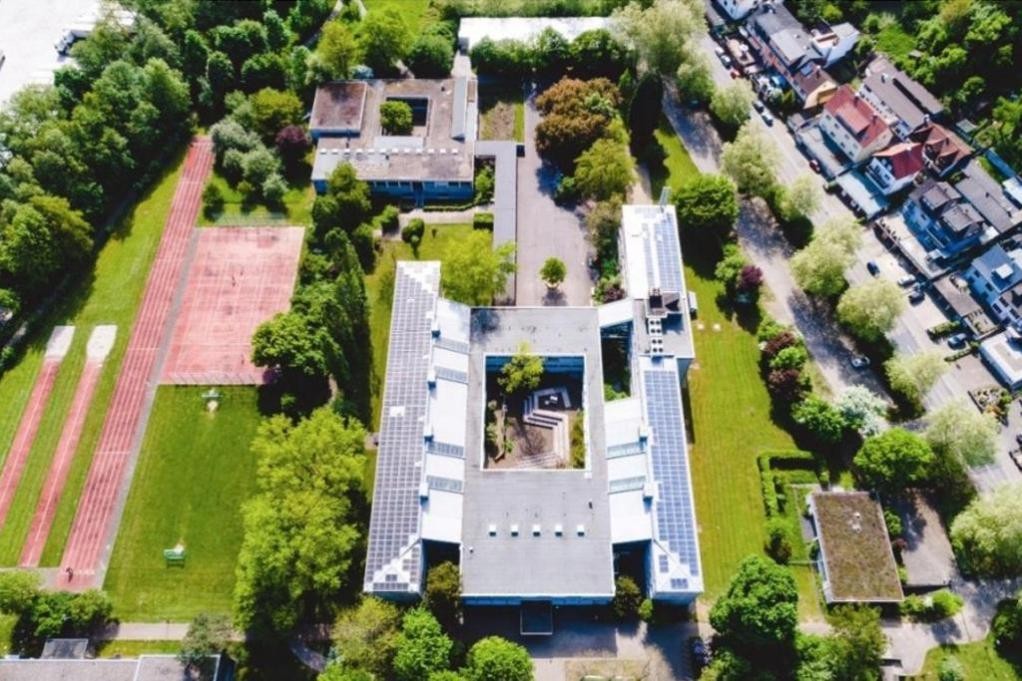 Gebäude Nicolaus-Kistner-Gymnasium von oben; Bild: NKG Mosbach