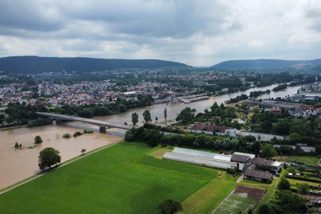 Drohnenbild Neckarbrücke, (c) Daniel Barth