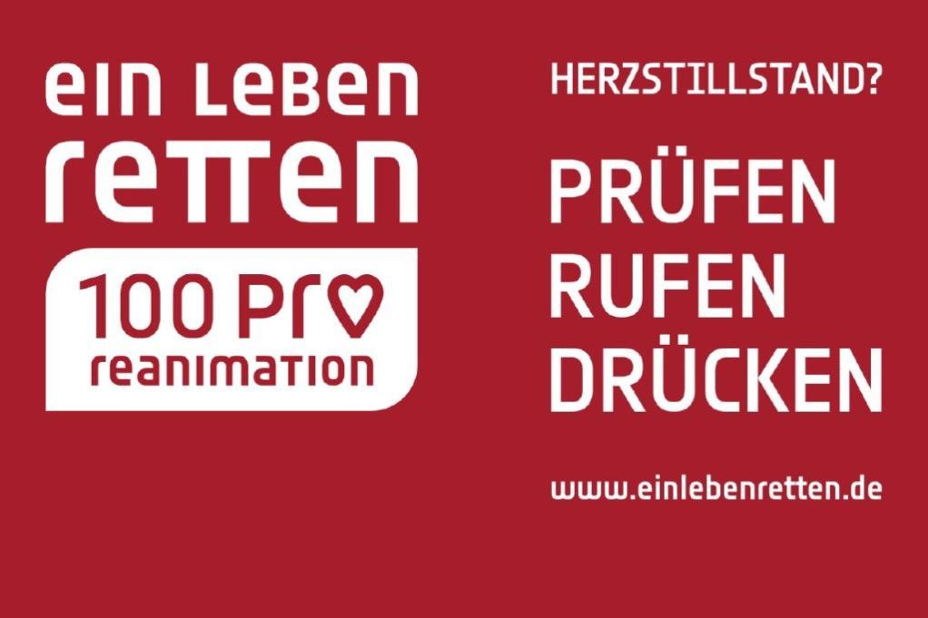 Prüfen - rufen - retten, in dieser Reihenfolge geht man im Notfall vor. © Einlebenretten