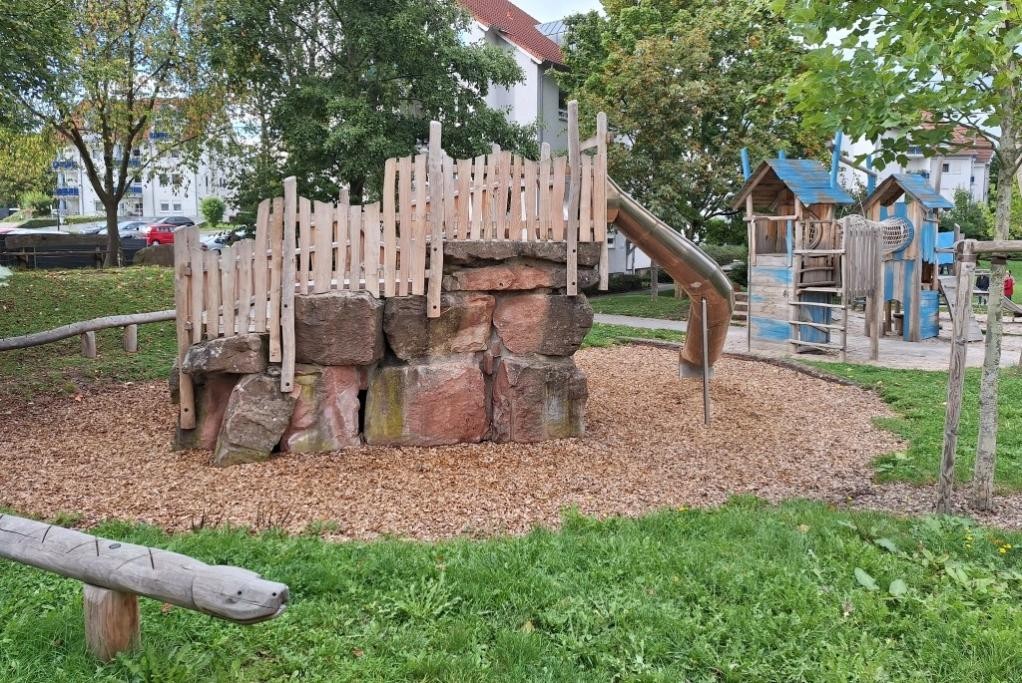 Der zentral in der Waldsteige gelegene „Wilde Ordnungswandel“ bietet ein umfassendes Angebot für verschiedene Altersklassen. ©Stadt Mosbach